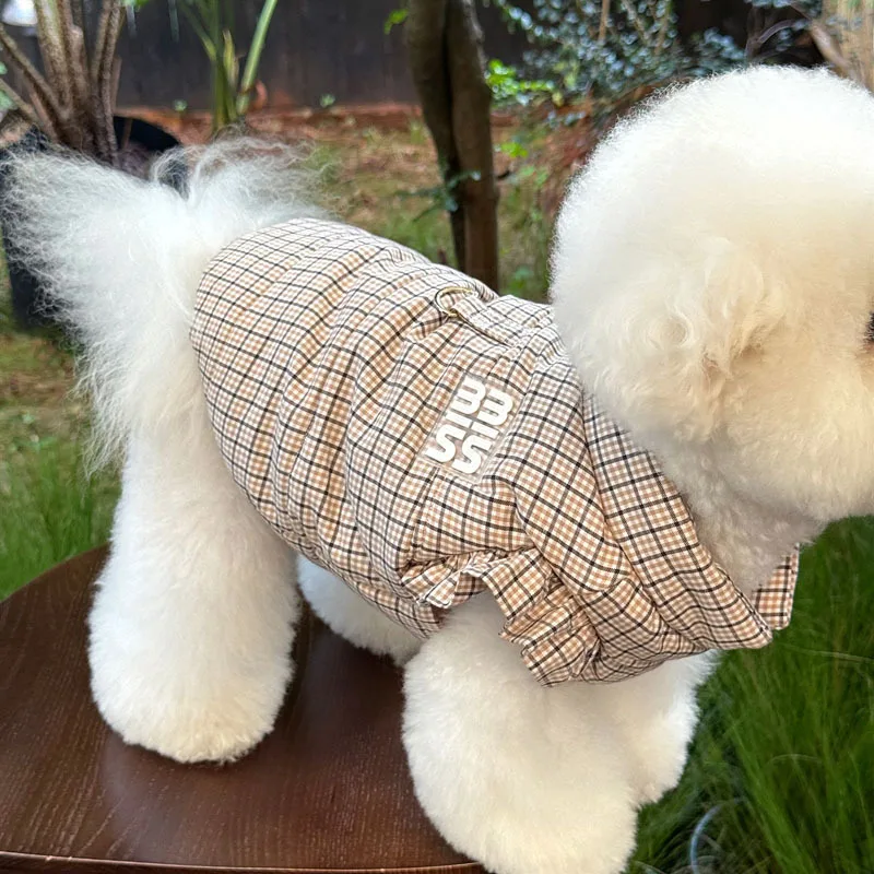 Dog Clothes with Traction Buckle Cute Winter Teddy Coat Pomeranian Fashionable Checked Jacket Maltese Thickened Clothing
Dog Clothes with Traction Buckle Cute Winter Teddy Coat Pomeranian Fashionable Checked Jacket Maltese Thickened Clothing