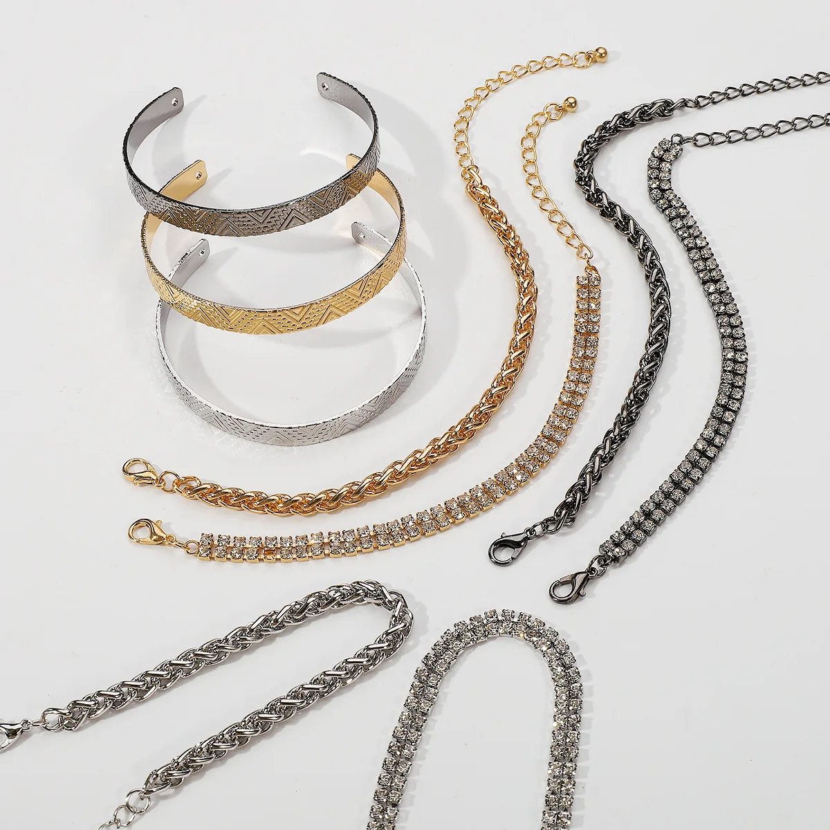 Geometric Multi-element Claw Chain Bracelet Set for Women Cuban Link Personali Retro Sle Faion Jewelry Accories
Geometric Multi-element Claw Chain Bracelet Set for Women Cuban Link Personali Retro Sle Faion Jewelry Accories
