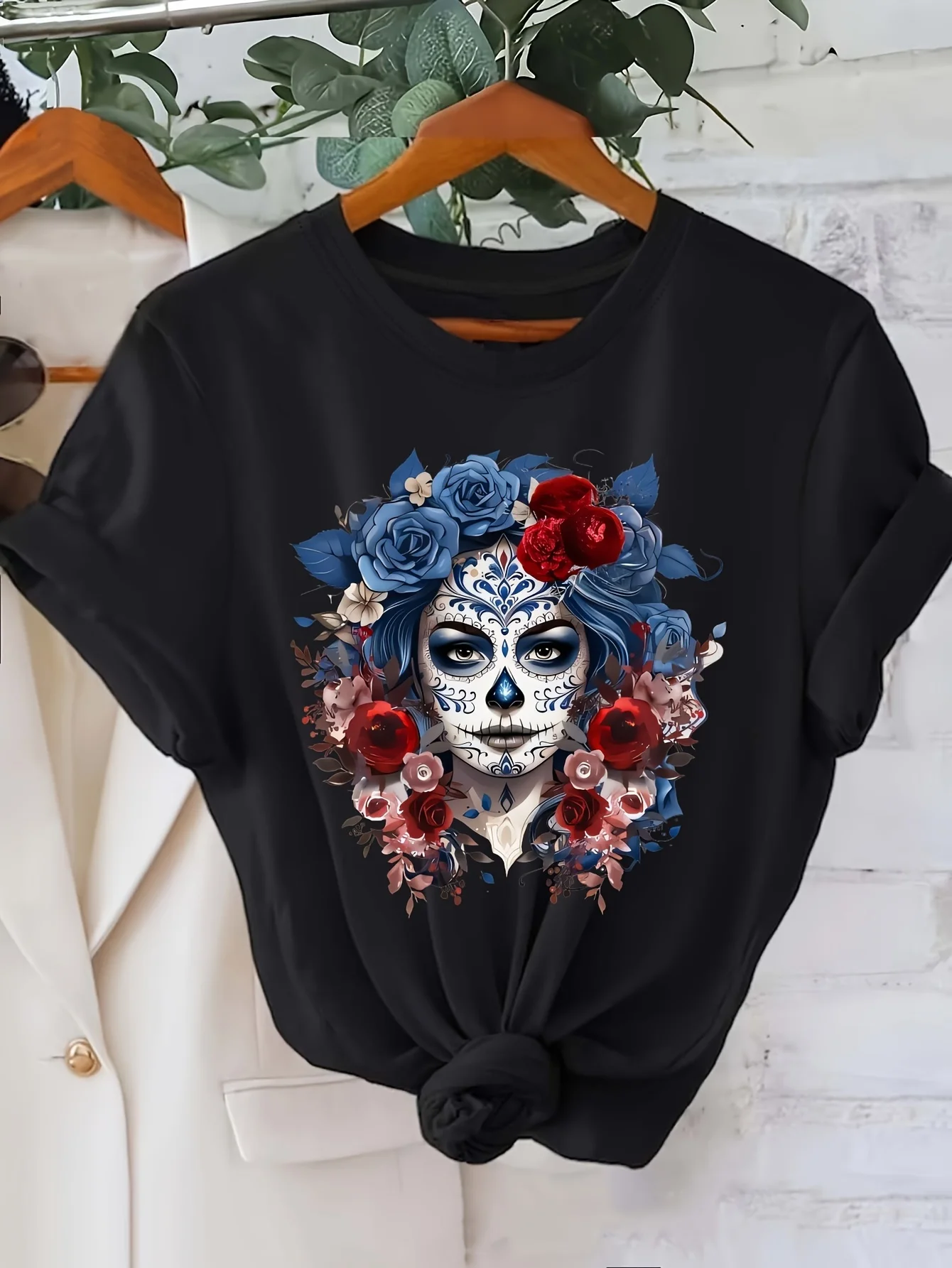 Halloween Graphic Printing Summer Autumn and Winter Pure Cotton Men's and Women's T-shirts Short Sleeves Luxury Outdoor Sports
Halloween Graphic Printing Summer Autumn and Winter Pure Cotton Men's and Women's T-shirts Short Sleeves Luxury Outdoor Sports