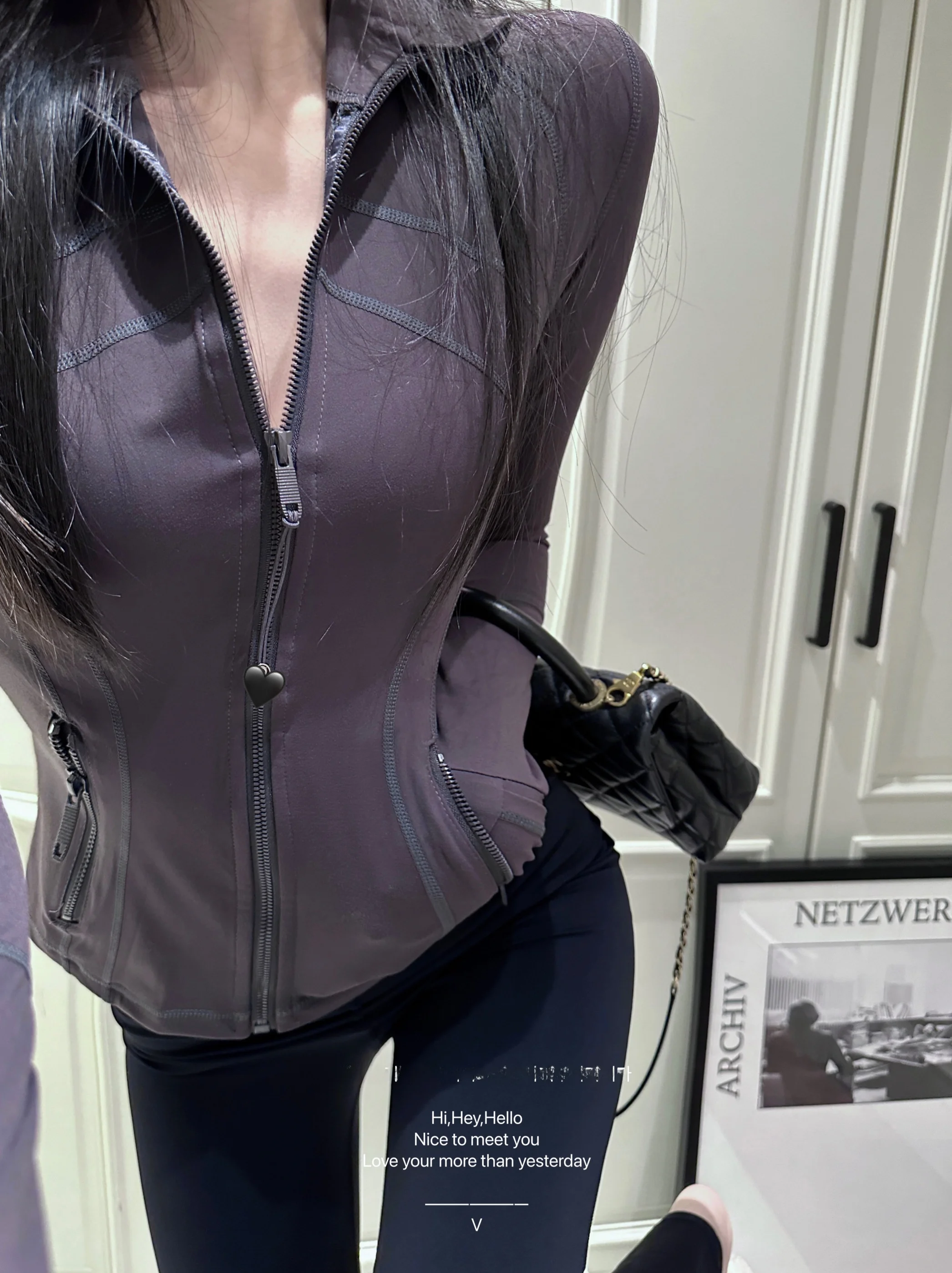 Slim Fit Long Sleeve Zipper Collar Sports Jacket Women's Fashion Yoga Beauty Sun Protection Outerwear Elegant Style
Slim Fit Long Sleeve Zipper Collar Sports Jacket Women's Fashion Yoga Beauty Sun Protection Outerwear Elegant Style