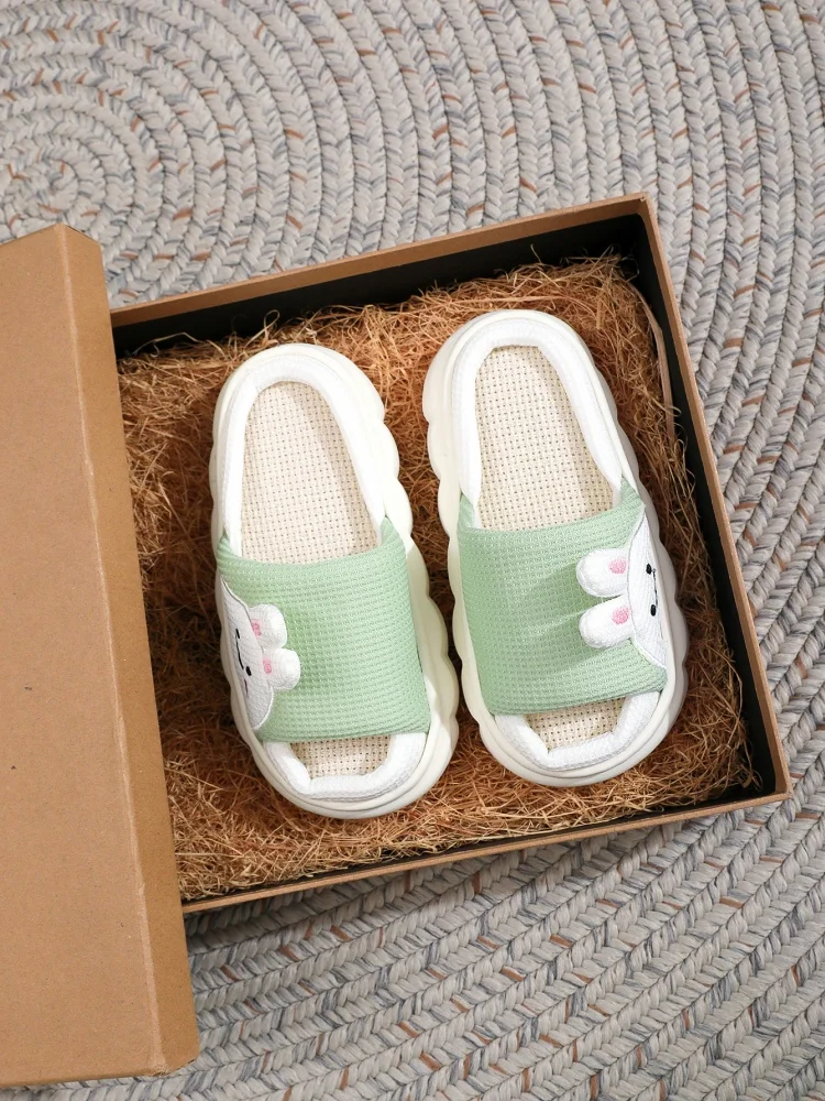 Льняные тапочки, новинка 2025, можно носить в течение всего сезонов. 
Льняные тапочки, новинка 2025, можно носить в течение всего сезонов.