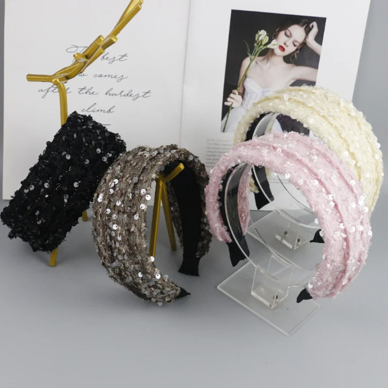 Sparkling Sequin Fabric Hair Bands Headband for Women Wide Edge Pressed Hair Hairband Wash Face and Makeup Hair Accessory
Sparkling Sequin Fabric Hair Bands Headband for Women Wide Edge Pressed Hair Hairband Wash Face and Makeup Hair Accessory