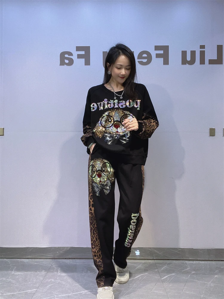 Women's round Neck Long Sleeve Sweatshirt Sporty Casual Outfit Leopard Print Patchwork plus Size Two-Piece Set Comfortable Br...
Women's round Neck Long Sleeve Sweatshirt Sporty Casual Outfit Leopard Print Patchwork plus Size Two-Piece Set Comfortable Br...