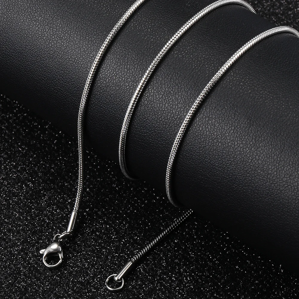 Gold Silver Color 0.9/1.2/1.5/2mm Round Snake Necklace For Men Women Serpentine Link Chain Necklace Fashion Jewelry
Gold Silver Color 0.9/1.2/1.5/2mm Round Snake Necklace For Men Women Serpentine Link Chain Necklace Fashion Jewelry