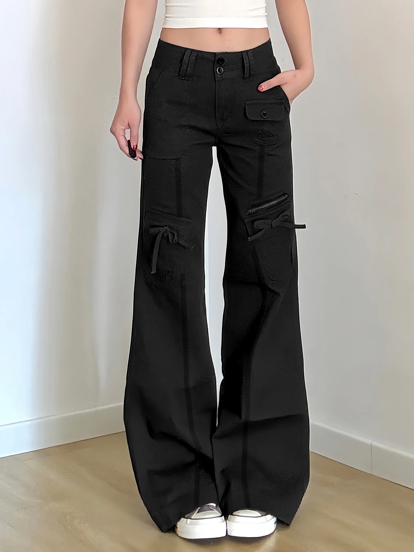 Distressed Retro Low Rise Jeans Vintage 2000s Low Rise Baggy Pockets Stitching Cargo Pants Streetwear Y2k Denim Trousers
Distressed Retro Low Rise Jeans Vintage 2000s Low Rise Baggy Pockets Stitching Cargo Pants Streetwear Y2k Denim Trousers