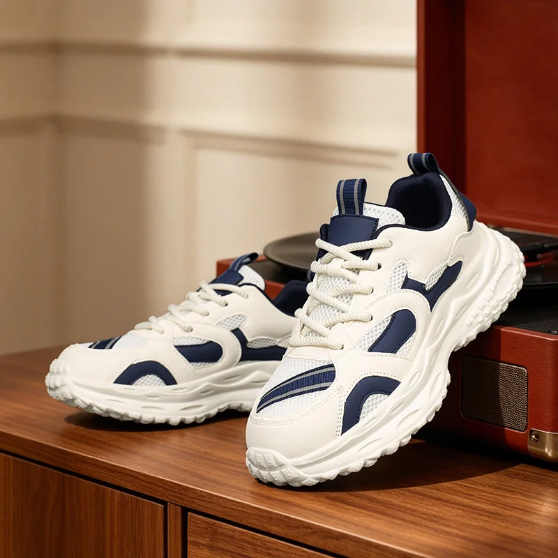 Men's Korean Trend Casual Sports Shoes Four Season Soft Sole Non-slip Comfortable Outdoor Running Shoes Fashion Student Sneakers
Men's Korean Trend Casual Sports Shoes Four Season Soft Sole Non-slip Comfortable Outdoor Running Shoes Fashion Student Sneakers