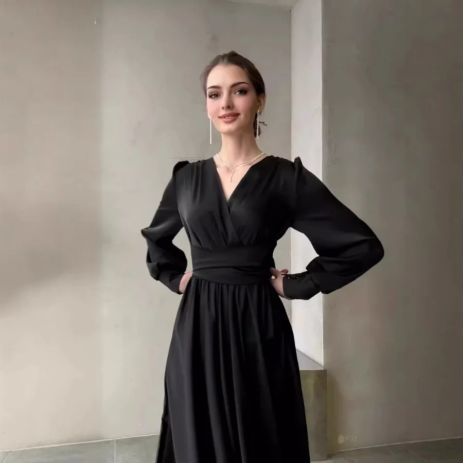 【New style】Autumn new v-neck lace waist folds to show temperament French dress
【New style】Autumn new v-neck lace waist folds to show temperament French dress