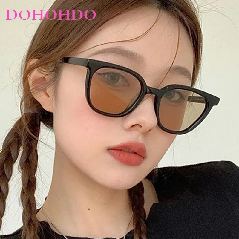 New Fashion Square Sunglasses For Women Men Luxury Brand Designer Outdoor Sports Travel Sun Glasses UV400 Lunette Soleil Femme
New Fashion Square Sunglasses For Women Men Luxury Brand Designer Outdoor Sports Travel Sun Glasses UV400 Lunette Soleil Femme