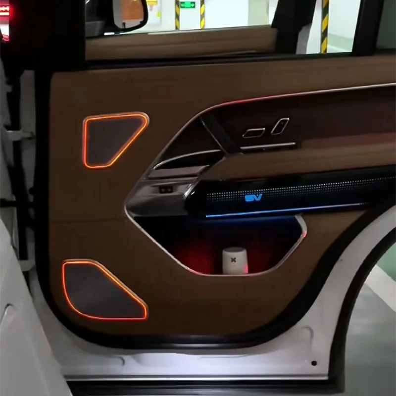High Quality Automotive Interior Lighting System Color Changing Interior Light Dynamic Ambient Light for Range Rover 2023-2025
High Quality Automotive Interior Lighting System Color Changing Interior Light Dynamic Ambient Light for Range Rover 2023-2025