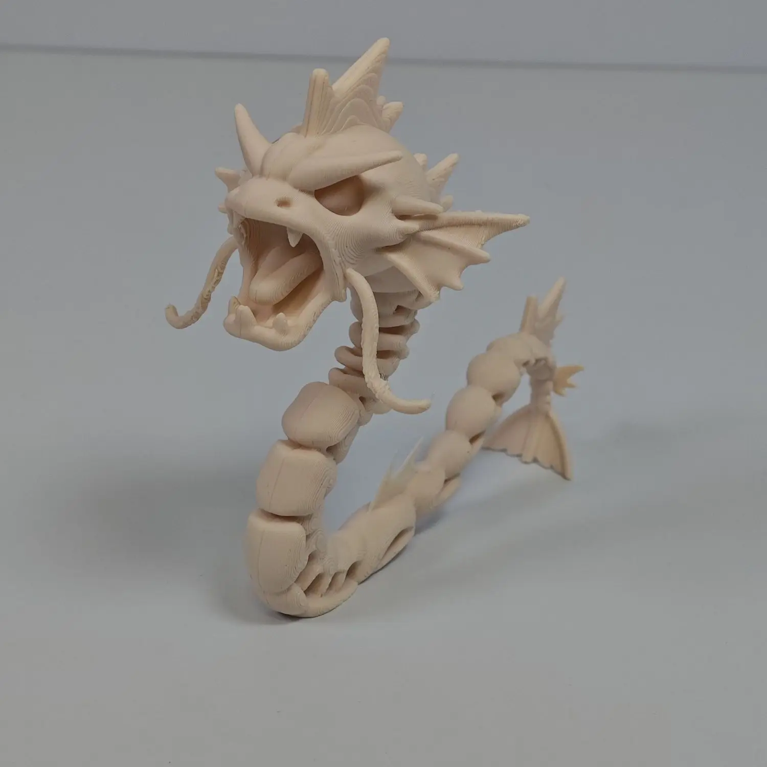 Модель костной структуры Гардоса, напечатанная на 3D-принтере, коллекционная статуэтка для взрослых, для демонстрации на рабочем столе и полках
Модель костной структуры Гардоса, напечатанная на 3D-принтере, коллекционная статуэтка для взрослых, для демонстрации на рабочем столе и полках 