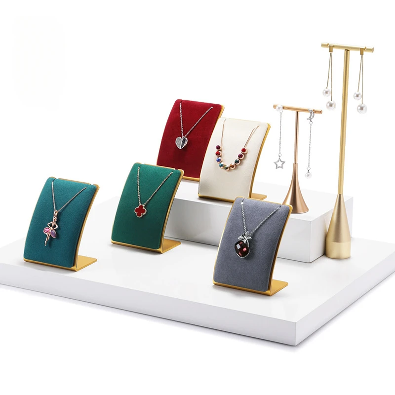 Metal microfiber pendant display stand necklace jewelry storage rack window creative jewelry display props
Metal microfiber pendant display stand necklace jewelry storage rack window creative jewelry display props