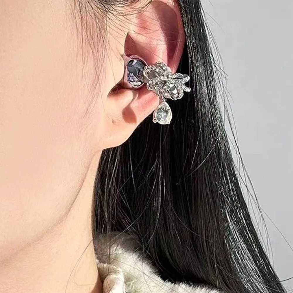 Removable Sparkling Rhinestone Earphone Clips Bow Artificial Crystals Elegant Headphone Accessories Silver Cute
Removable Sparkling Rhinestone Earphone Clips Bow Artificial Crystals Elegant Headphone Accessories Silver Cute