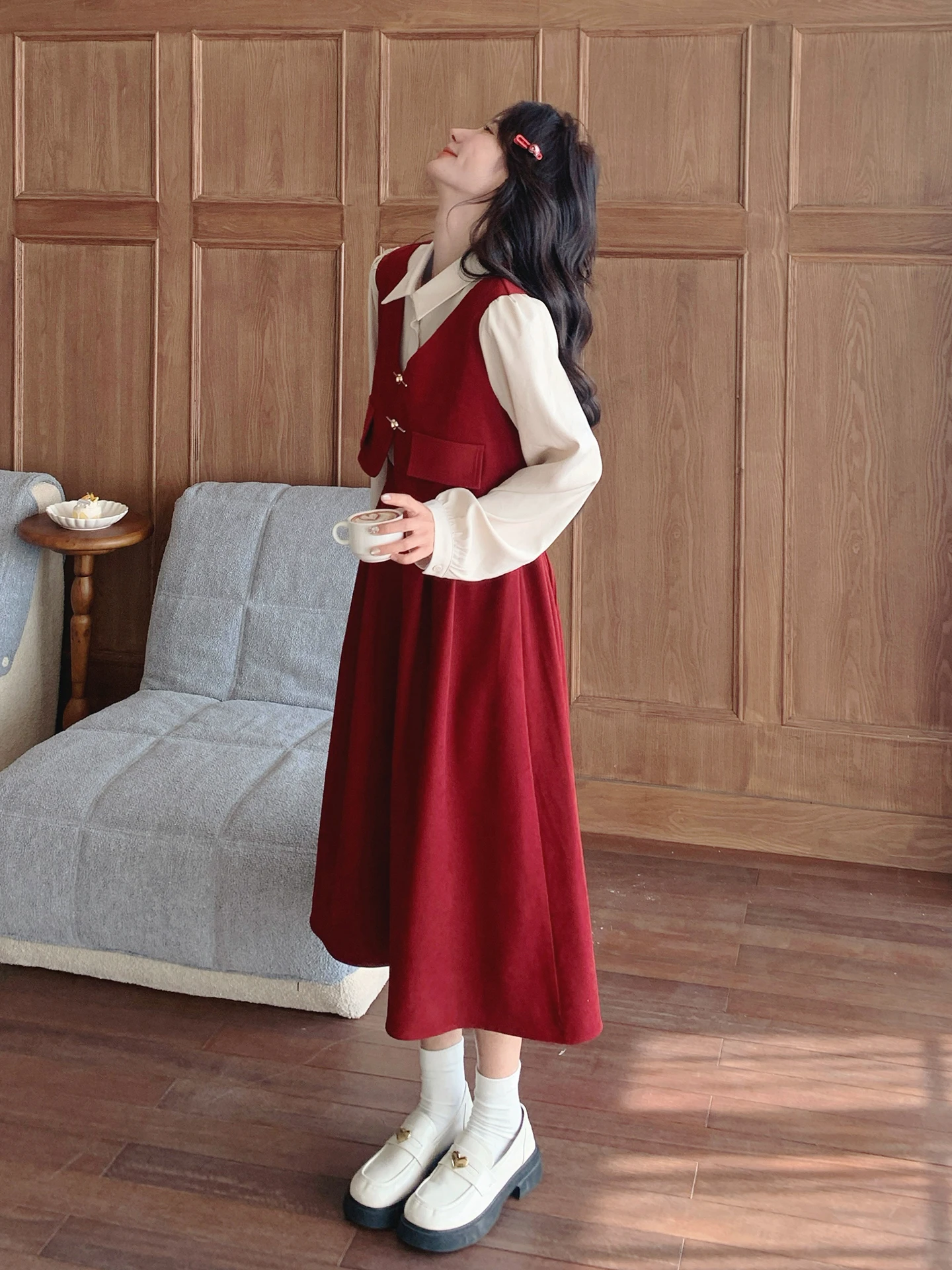 Red Retro Fake Two-Piece Dress Women's Spring 2026 New Beautiful Slim A-Line Long Dress Casual Style High Waist Regular Sleeve
Red Retro Fake Two-Piece Dress Women's Spring 2026 New Beautiful Slim A-Line Long Dress Casual Style High Waist Regular Sleeve
