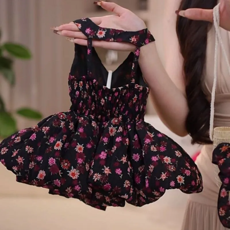 Summer Baby Girl Dress Floral Children's Fashion Vest Cake Skirt Princess Wind Puffy Flower Bud Skirt
Summer Baby Girl Dress Floral Children's Fashion Vest Cake Skirt Princess Wind Puffy Flower Bud Skirt