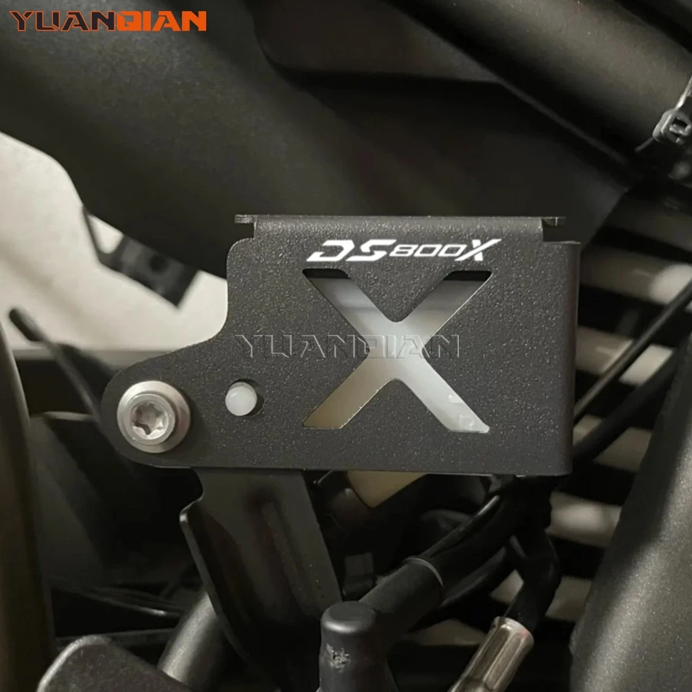 For VOGE DS800X DS 800 DS DSX800 DS 800X Rally 2025 2026 Motorcycle Accessories Rear Brake Fluid Reservoir Cover Protector Guard
For VOGE DS800X DS 800 DS DSX800 DS 800X Rally 2025 2026 Motorcycle Accessories Rear Brake Fluid Reservoir Cover Protector Guard