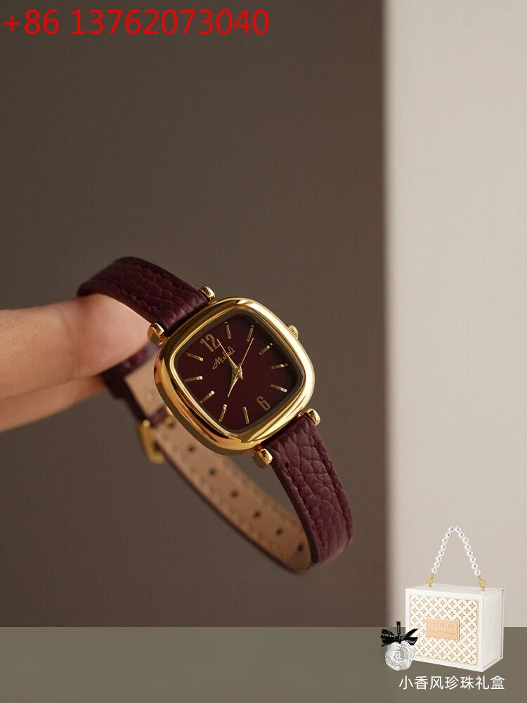 Ankela red small sugar cube watch women's niche light luxury high-end small dial women's watch quartz watch
Ankela red small sugar cube watch women's niche light luxury high-end small dial women's watch quartz watch