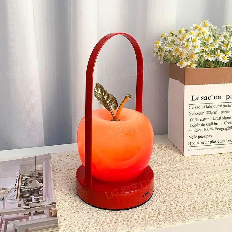 Французский кремовый винтажный настольный светильник для гостиной, светильник для спальни премиум-класса для девочек
Французский кремовый винтажный настольный светильник для гостиной, светильник для спальни премиум-класса для девочек