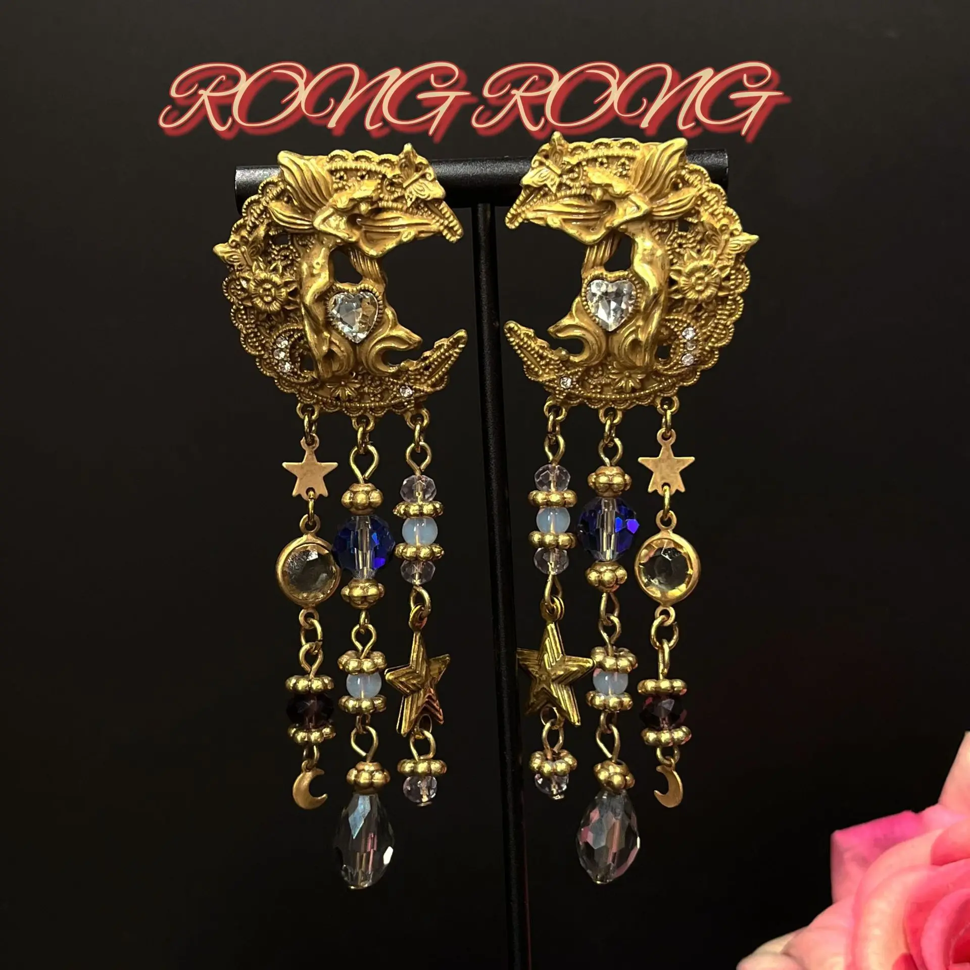 Vintage Earrings for Women Golden Star Moon Luxurious Crystal Beads Chain Design Elegant Fashion Jewelry
Vintage Earrings for Women Golden Star Moon Luxurious Crystal Beads Chain Design Elegant Fashion Jewelry