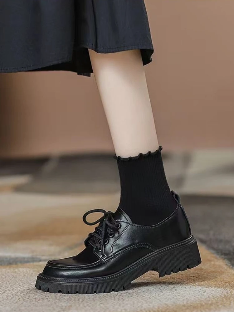 Lace-Up Platform Shoes Women Mid-Heel Loafers in British Japanese JK Fashion New 2026 for Spring Autumn
Lace-Up Platform Shoes Women Mid-Heel Loafers in British Japanese JK Fashion New 2026 for Spring Autumn