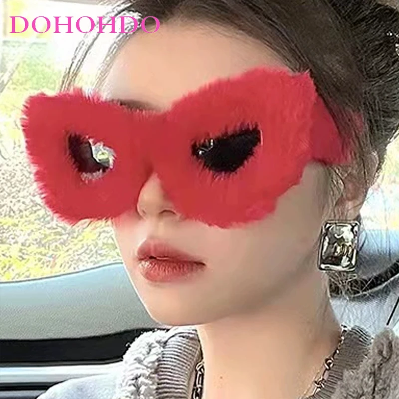 Fashion Vintage Luxury Cat Eye Wacky Sunglasses For Women Men Trend Brand Designer Outdoor Party Sunglasses Oculos De Sol UV400
Fashion Vintage Luxury Cat Eye Wacky Sunglasses For Women Men Trend Brand Designer Outdoor Party Sunglasses Oculos De Sol UV400