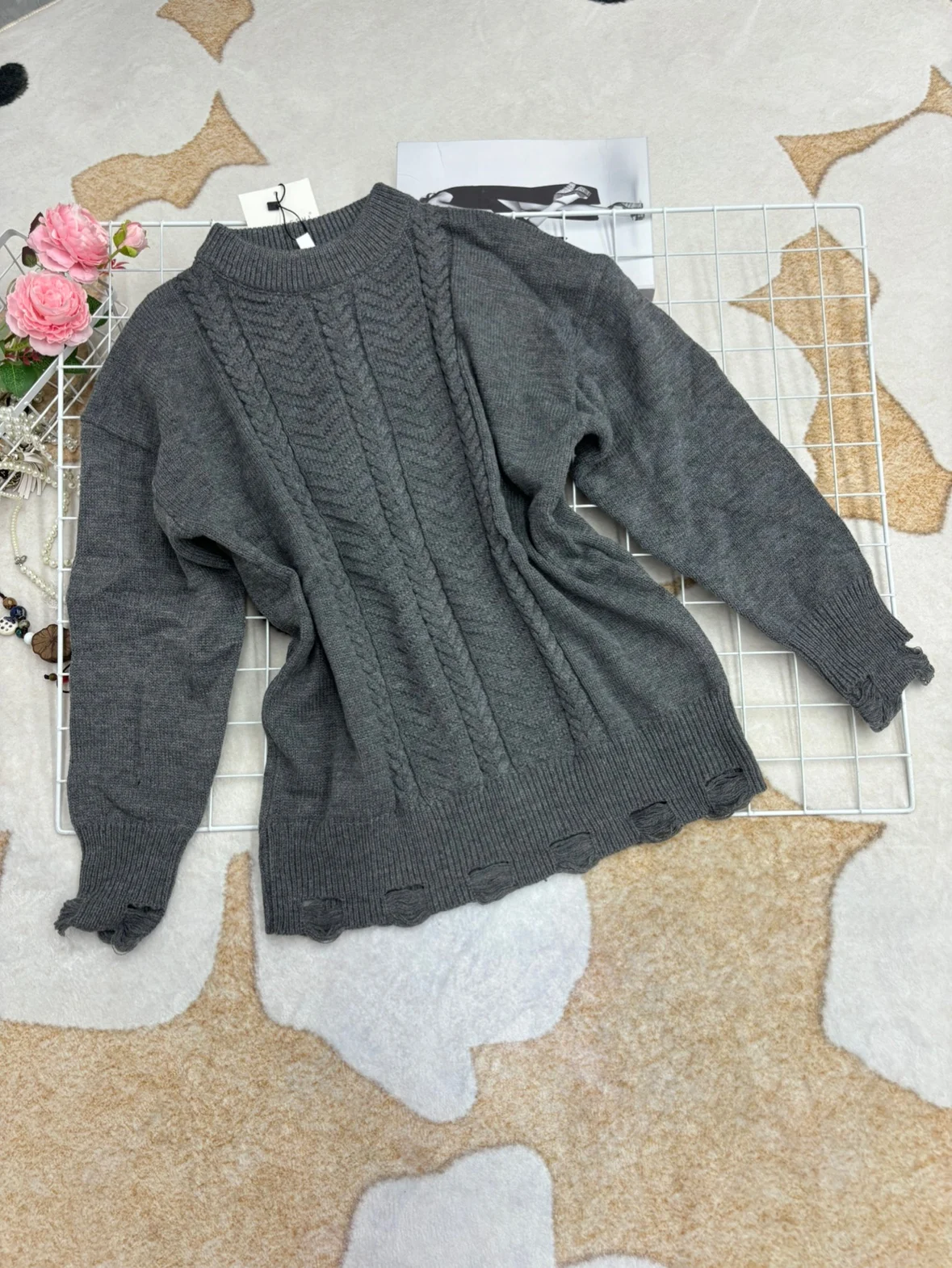 Faionable Retro ey round Ne Pullover Sweater Loose Slimming Casual Knitted Winter New Arrival Women's Premium Knitwear
Faionable Retro ey round Ne Pullover Sweater Loose Slimming Casual Knitted Winter New Arrival Women's Premium Knitwear