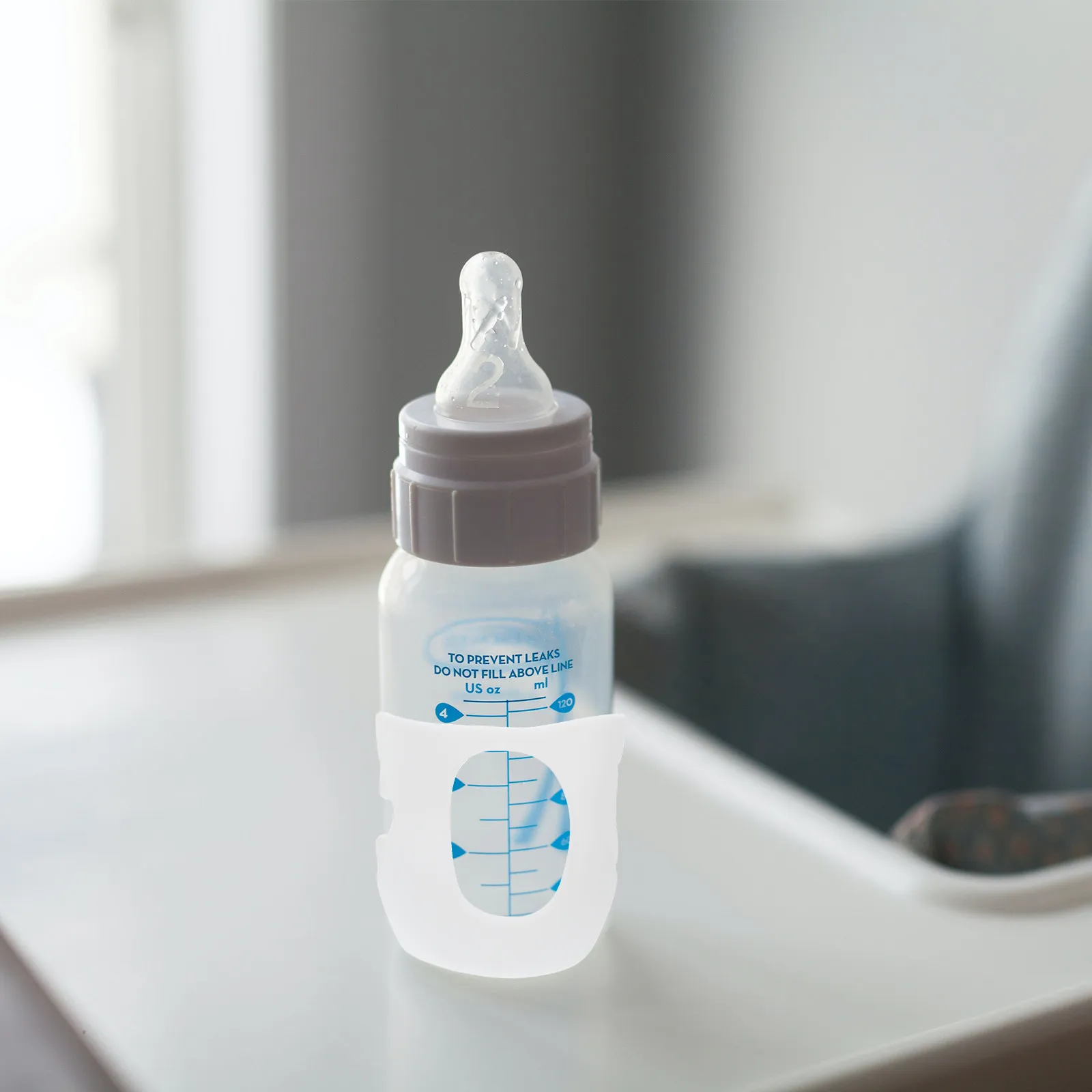 2Pcs Baby Bottle Sleeve Protective Cover Shock Absorbing Fall Protection for Glass Bottles Lightweight Flexible Comfortable
2Pcs Baby Bottle Sleeve Protective Cover Shock Absorbing Fall Protection for Glass Bottles Lightweight Flexible Comfortable