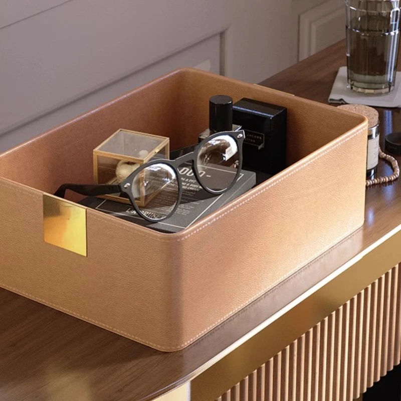 Кожаный настольный органайзер премиум-класса, многоцелевой поднос с регулируемыми перегородками, настольный шкаф, туалетный столик, высококачественная мебель, класс
Кожаный настольный органайзер премиум-класса, многоцелевой поднос с регулируемыми перегородками, настольный шкаф, туалетный столик, высококачественная мебель, класс