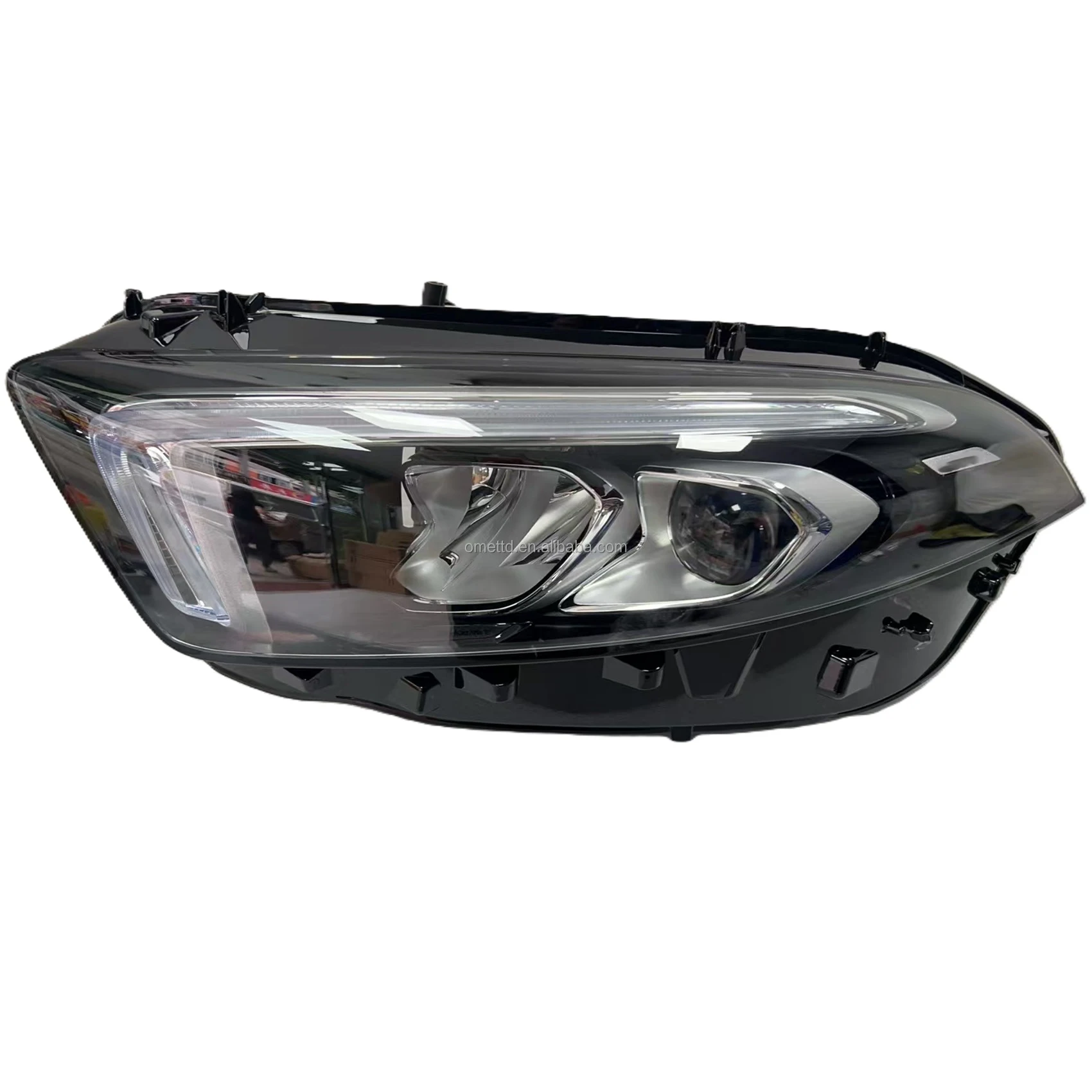 Оригинальная светодиодная фара W177 для Mercedes Benz a Class A180 A200 A220 CLA W177 2020-2023 годов, светодиодная фара OEM A 1779064005 A 1779064903
Оригинальная светодиодная фара W177 для Mercedes Benz a Class A180 A200 A220 CLA W177 2020-2023 годов, светодиодная фара OEM A 1779064005 A 1779064903