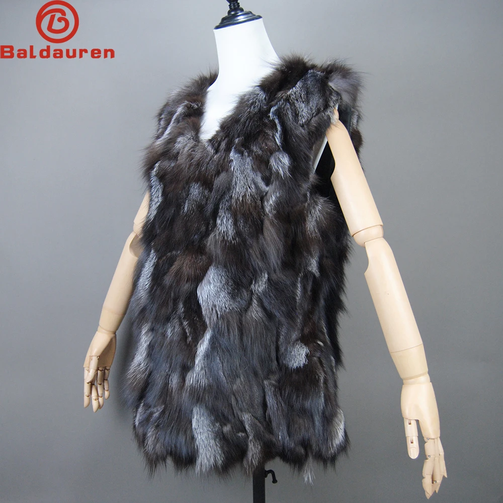 New Women Autumn Winter Long Style 100% Genuine Real Sliver Fox Fur Vest Natural Fox Fur Sleeveless Coat Lady Real Fox Fur Gilet
New Women Autumn Winter Long Style 100% Genuine Real Sliver Fox Fur Vest Natural Fox Fur Sleeveless Coat Lady Real Fox Fur Gilet