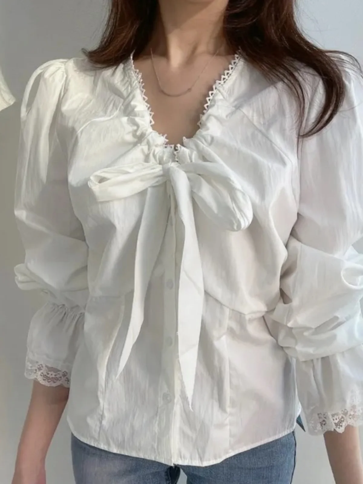White Lace Knot irt Women's Chic Agel Tie Dye Blouse Unique Design Top Korean Sle Bubble Sve Long Sve
White Lace Knot irt Women's Chic Agel Tie Dye Blouse Unique Design Top Korean Sle Bubble Sve Long Sve