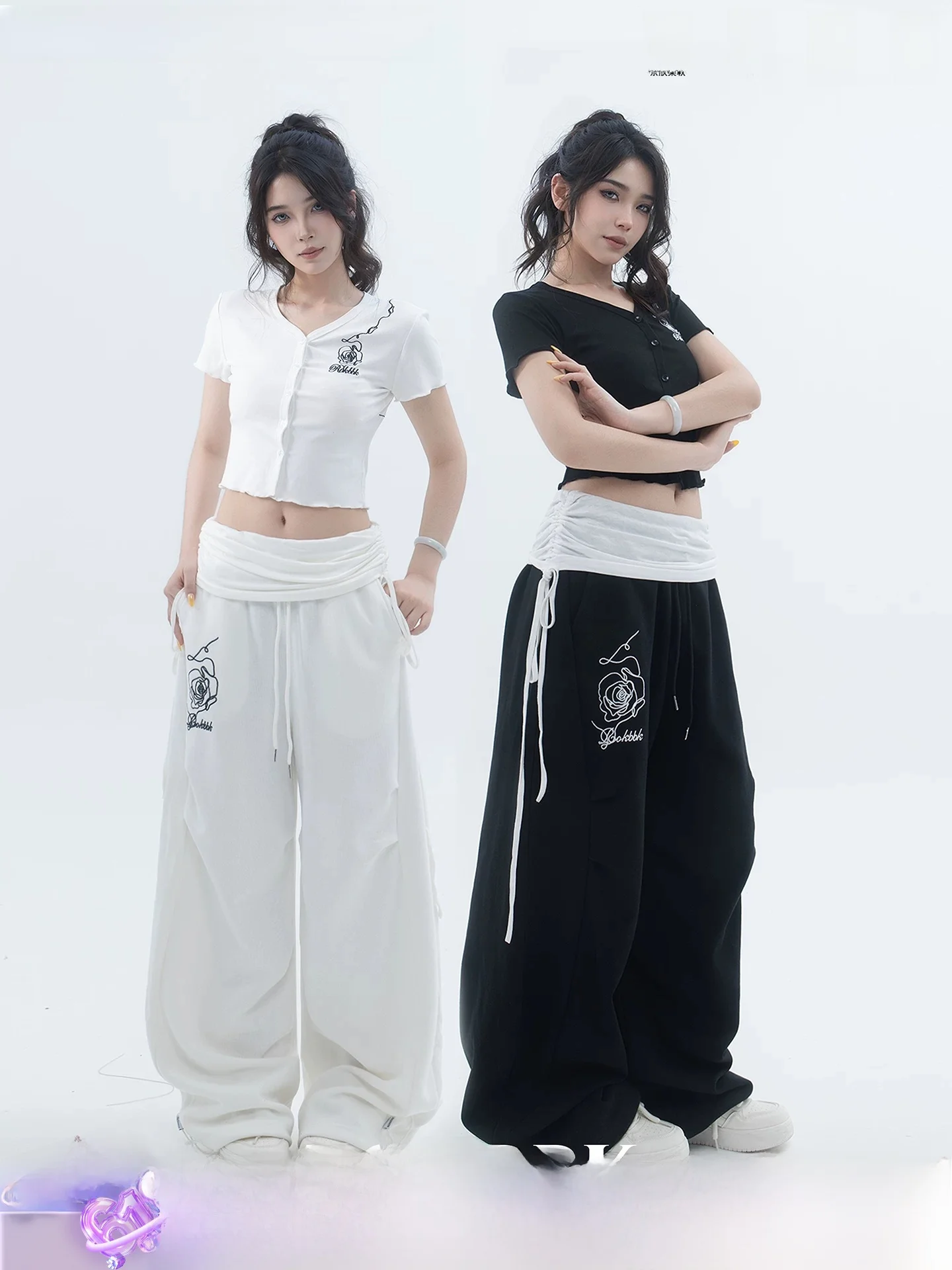 ROKBBK-K American Retro Rose Embroidery Jazz Dance Wide Leg Pants Women Loose Sports Long Trousers Casual Cotton Pants
ROKBBK-K American Retro Rose Embroidery Jazz Dance Wide Leg Pants Women Loose Sports Long Trousers Casual Cotton Pants