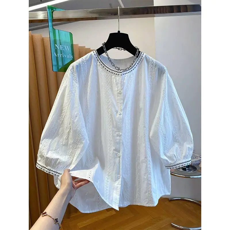 Summer Casual Loose Embroidered Men's Shirt Stylish Small Shirt Polyester Fiber Seven Sleeve Regular Length Open Cardigan
Summer Casual Loose Embroidered Men's Shirt Stylish Small Shirt Polyester Fiber Seven Sleeve Regular Length Open Cardigan