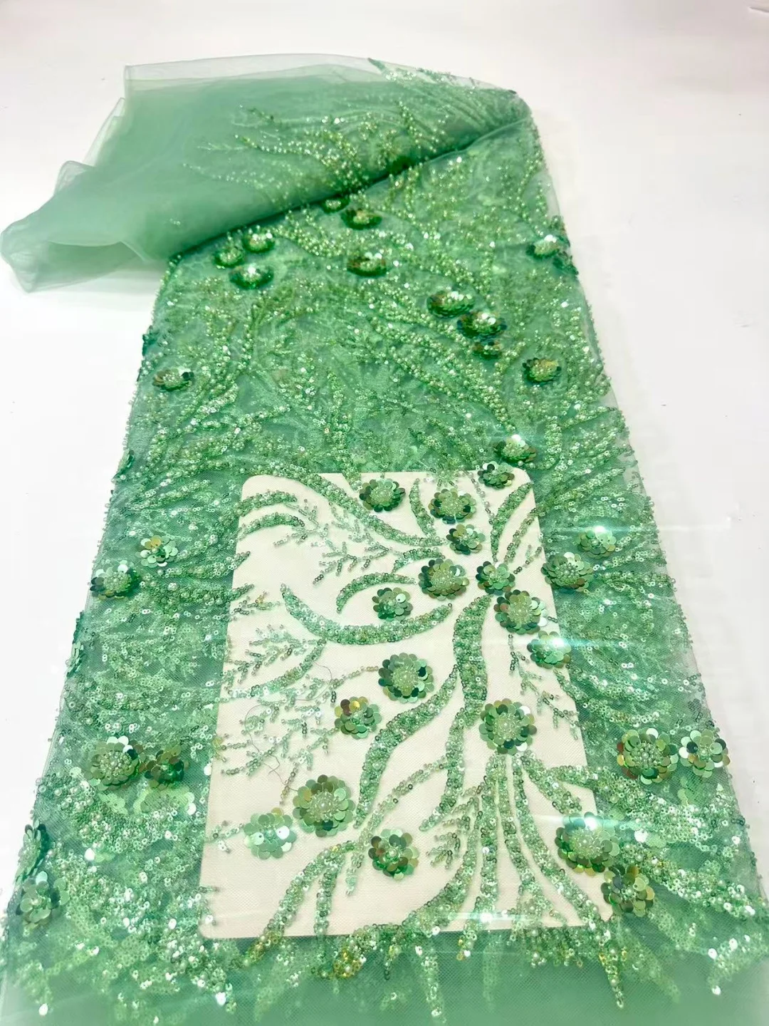 Green Sequins African Lace Fabric 2026 French Embroidery High Quality Luxury Heavy Beaded Bridal Wedding Lace
Green Sequins African Lace Fabric 2026 French Embroidery High Quality Luxury Heavy Beaded Bridal Wedding Lace