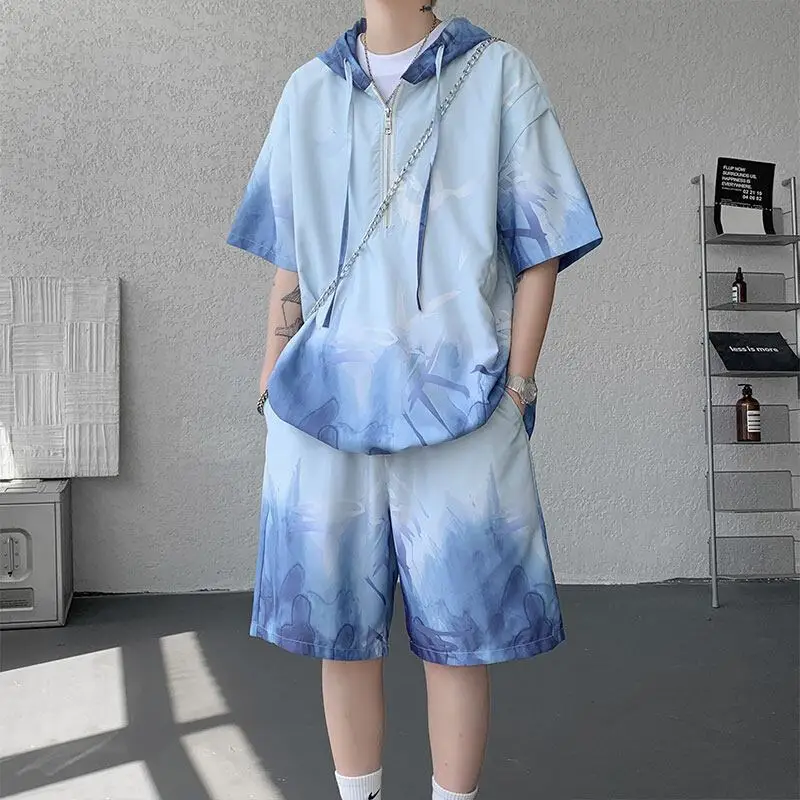 Men's Tie Dye Gradient Tracksuit Ice Silk Quick Dry Summer Suit Plus Size Loose Fit Hooded Short Sleeve Top Shorts Set
Men's Tie Dye Gradient Tracksuit Ice Silk Quick Dry Summer Suit Plus Size Loose Fit Hooded Short Sleeve Top Shorts Set