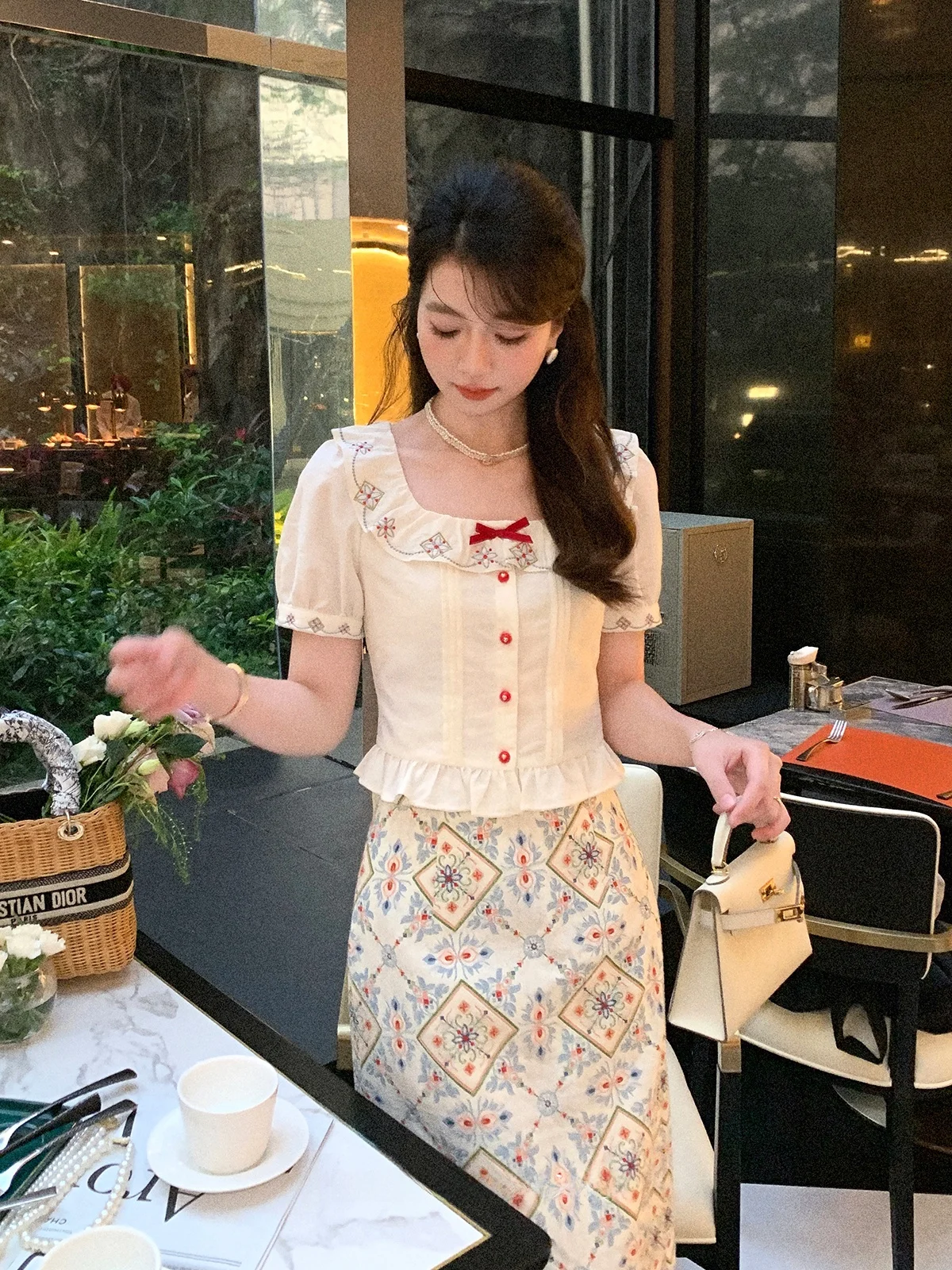 High Waist Embroidered Skirt Women's Summer Fashionable A-Line Skirt French Style Casual Travel Wear Other Material 100%
High Waist Embroidered Skirt Women's Summer Fashionable A-Line Skirt French Style Casual Travel Wear Other Material 100%