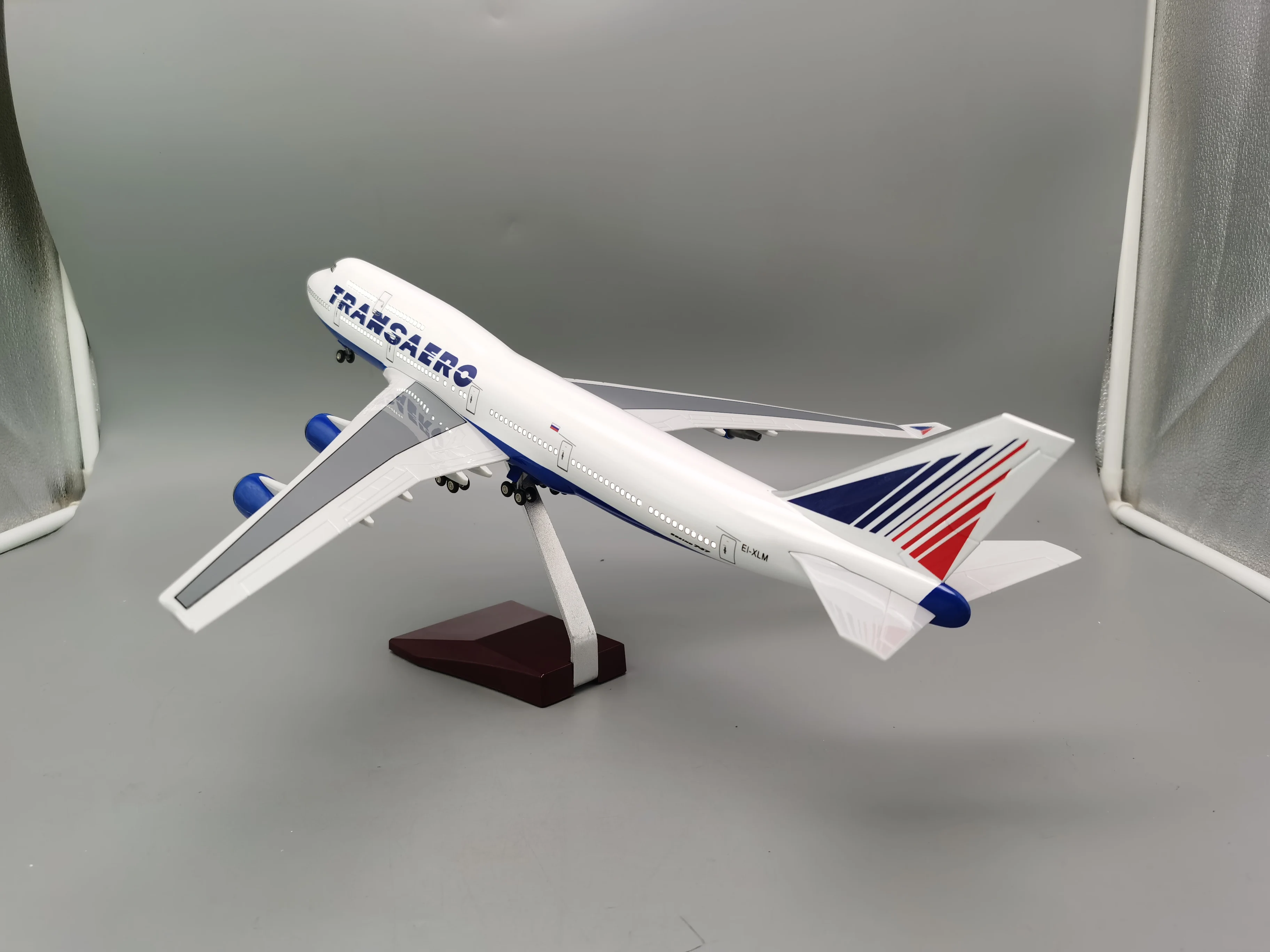 747 Aircraft Model 47CM Long Intercontinental Airplane Boeing 747 Plane Model With Landing Geal Model Plane Kits To Build Decora
747 Aircraft Model 47CM Long Intercontinental Airplane Boeing 747 Plane Model With Landing Geal Model Plane Kits To Build Decora