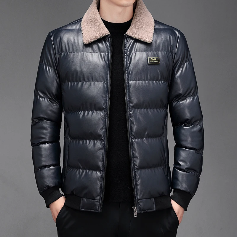Зимняя мужская утолщенная повседневная мужская кожаная куртка с отложным воротником, модные универсальные осенне-зимние деловые парки для отдыха
Зимняя мужская утолщенная повседневная мужская кожаная куртка с отложным воротником, модные универсальные осенне-зимние деловые парки для отдыха