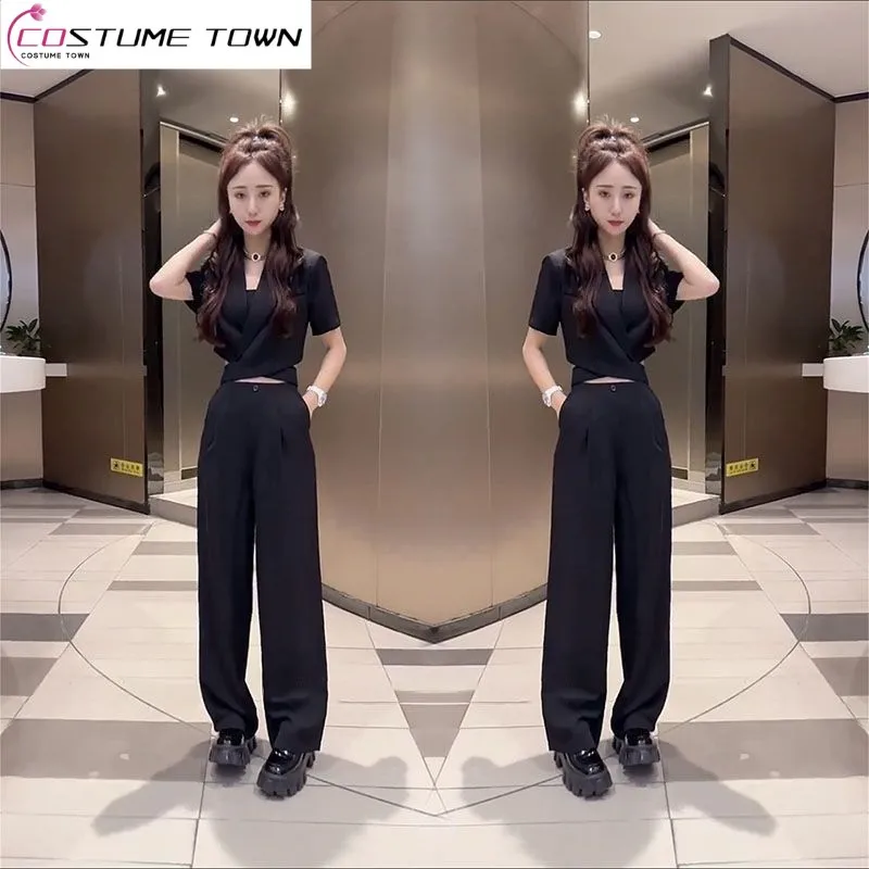 2023 Summer New Temperament High Sense Fashion Set Short Design Sense Suit French Wide Leg Pants Two Piece Set
2023 Summer New Temperament High Sense Fashion Set Short Design Sense Suit French Wide Leg Pants Two Piece Set