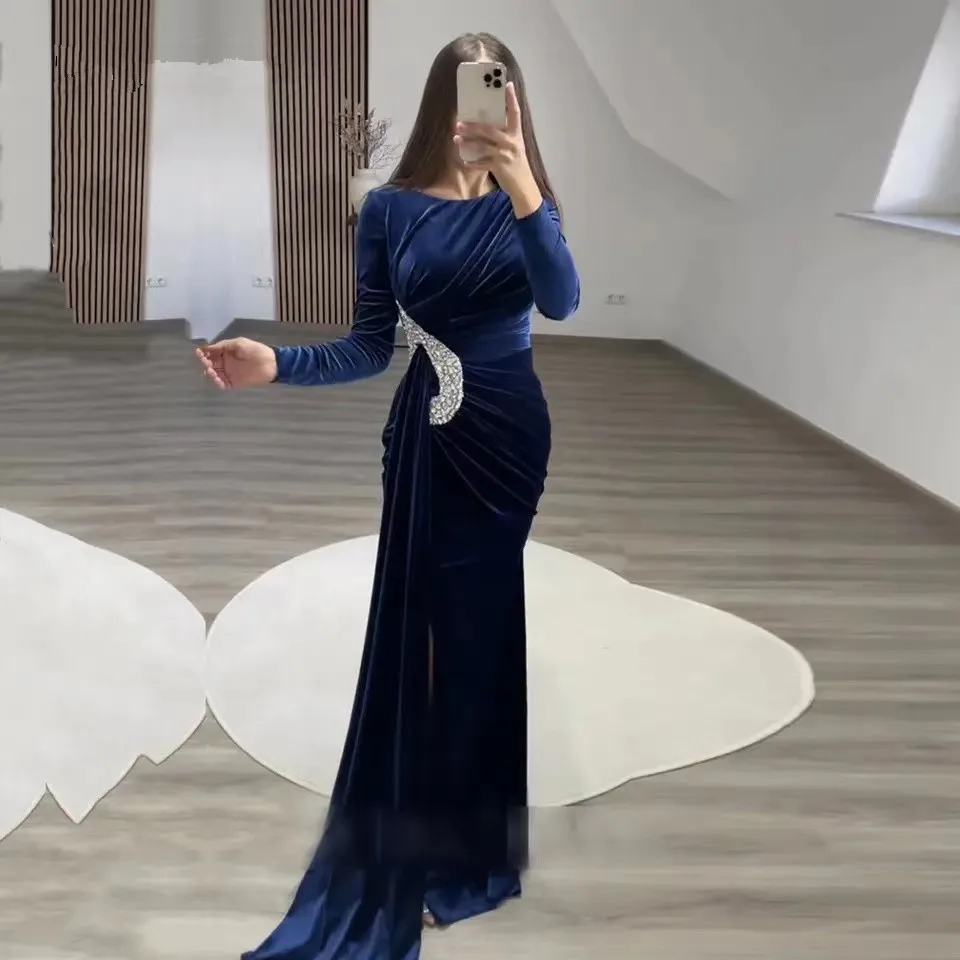 Royal Blue Velvet Evening Dress Long Dubai Arabic Wedding Party Round Neck Beaded Long Sleeves Mermaid Celebrity Prom Gowns
Royal Blue Velvet Evening Dress Long Dubai Arabic Wedding Party Round Neck Beaded Long Sleeves Mermaid Celebrity Prom Gowns