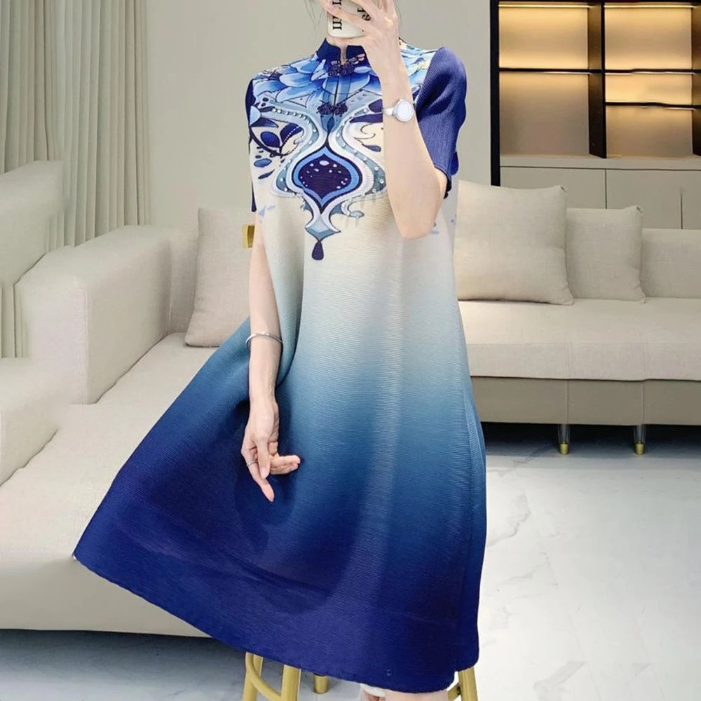 2026 summer new product gradual change new Chinese pleated niche loose elegant temperament age-reducing dress women
2026 summer new product gradual change new Chinese pleated niche loose elegant temperament age-reducing dress women