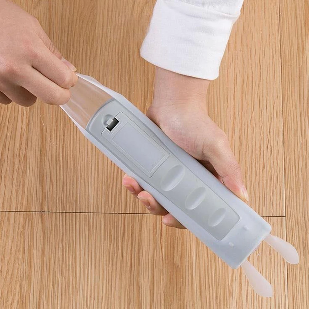 2pcs Remote Protective Cover Air Conditioner Remote Control Cover Transparent Silicone Dustproof Anti Slip Protector
2pcs Remote Protective Cover Air Conditioner Remote Control Cover Transparent Silicone Dustproof Anti Slip Protector