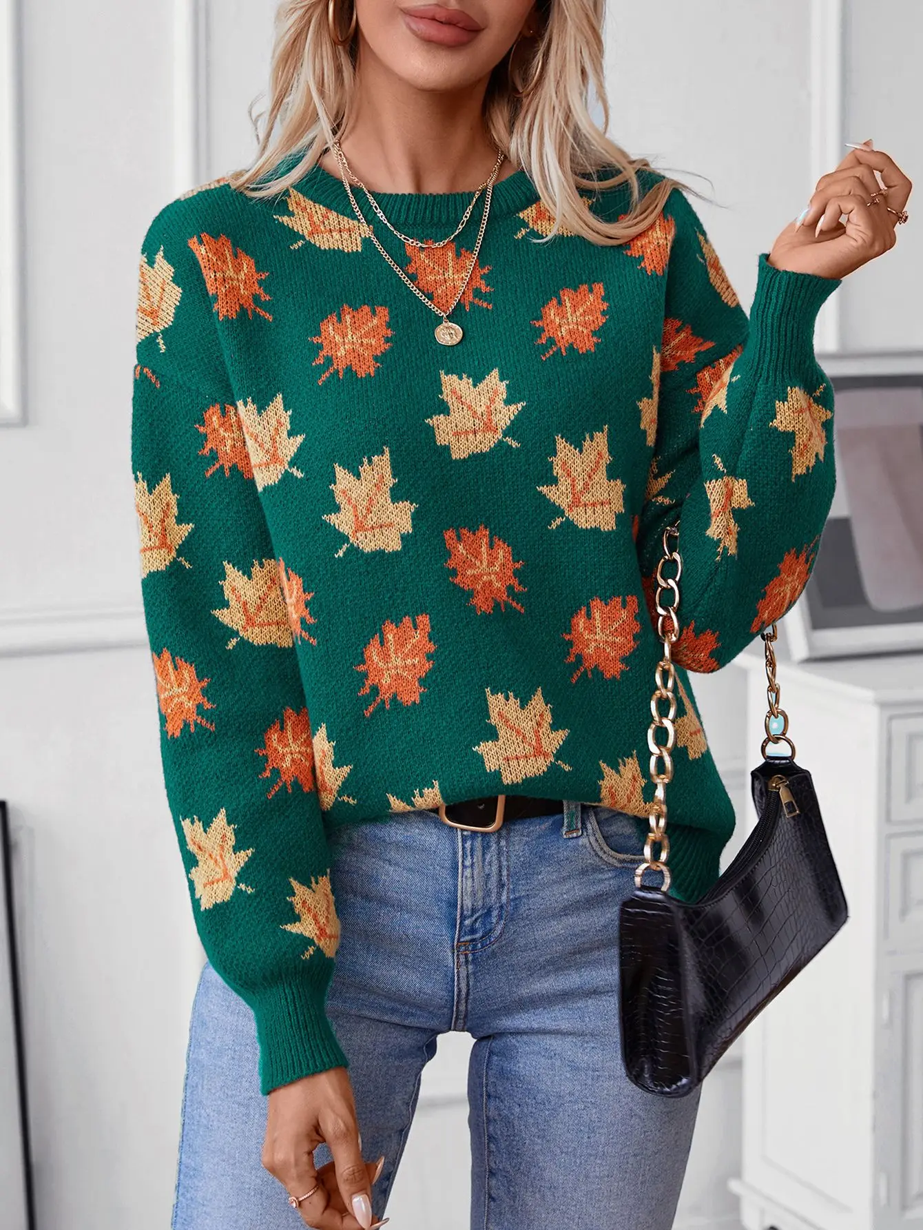 Осенние свитера 2025 г., женские ретро-винтажные свитера с узором кленового листа, с длинными рукавами и круглым вырезом, стандартный крой, отпускные свитера
Осенние свитера 2025 г., женские ретро-винтажные свитера с узором кленового листа, с длинными рукавами и круглым вырезом, стандартный крой, отпускные свитера