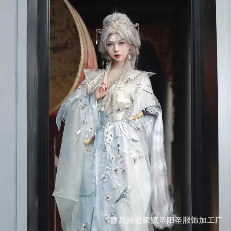 Ци Новый Ханфу Цзи Юэ Яо Гуан Фэн — холодная и эфирная белая одежда с тяжелой вышивкой.
Ци Новый Ханфу Цзи Юэ Яо Гуан Фэн — холодная и эфирная белая одежда с тяжелой вышивкой.