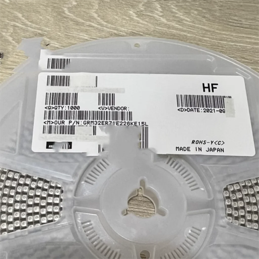 1000PCS/LOT Original SMT Capacitance GRM32ER71E226KE15L 1210 22UF 226K X7R 10% 25V
1000PCS/LOT Original SMT Capacitance GRM32ER71E226KE15L 1210 22UF 226K X7R 10% 25V