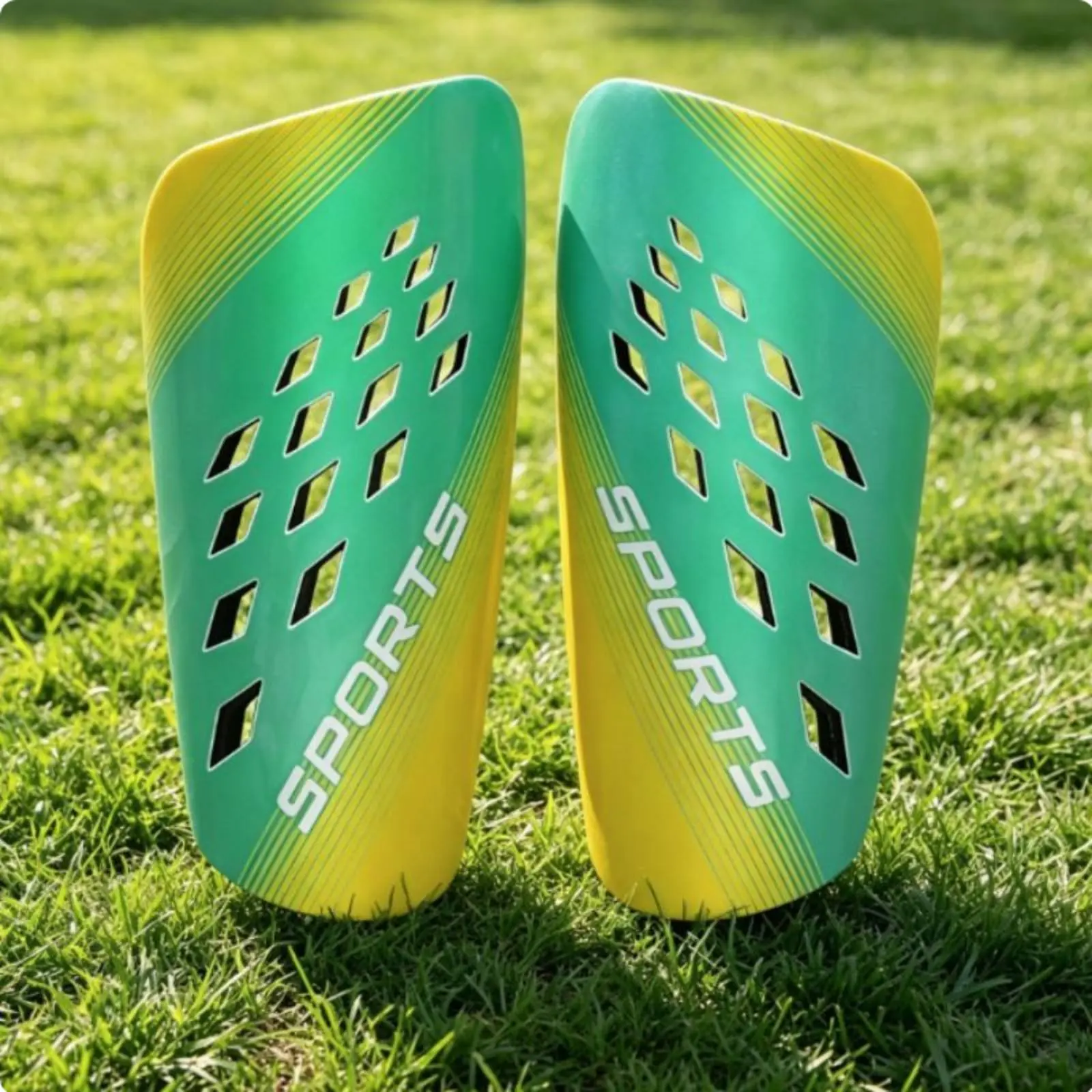 2 Pieces Futbol Shin Guards Breathable Design Slide-in Shin Pads the Beautiful Game Leg Guards Thickened Cushioning Foam Foam
2 Pieces Futbol Shin Guards Breathable Design Slide-in Shin Pads the Beautiful Game Leg Guards Thickened Cushioning Foam Foam