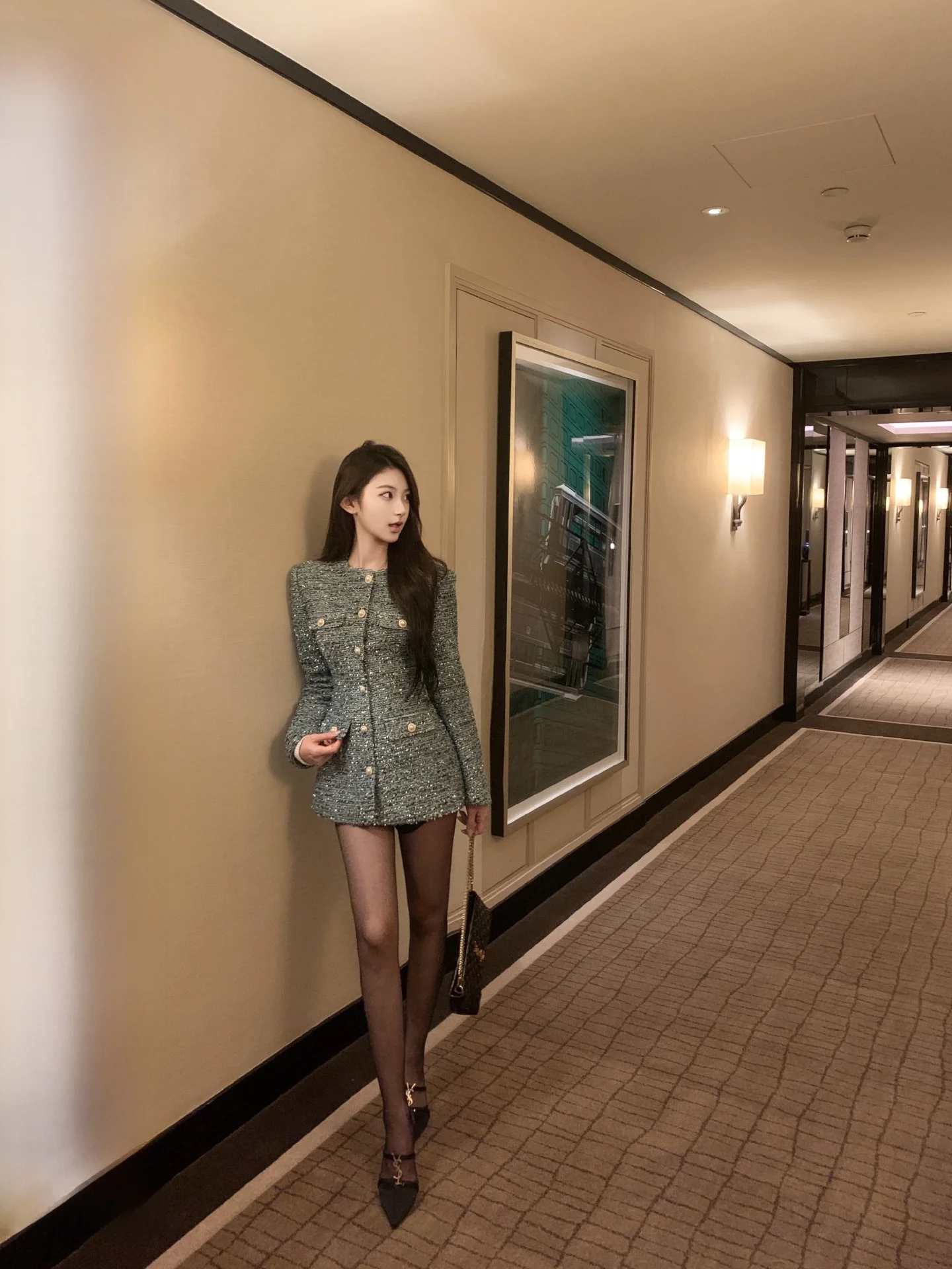 Женская куртка Small Fraance Sle, осенне-зимняя, приталенная, в стиле Rich Girl, элегантная, модная, для повседневной носки, с длинными рукавами, круглым вырезом
Женская куртка Small Fraance Sle, осенне-зимняя, приталенная, в стиле Rich Girl, элегантная, модная, для повседневной носки, с длинными рукавами, круглым вырезом