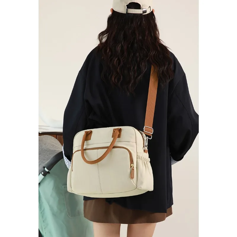 Простая нейлоновая сумка на плечо большой емкости, однотонная сумка на молнии с несколькими карманами, Лидер продаж, сумки для женщин Bolsas Femininas
Простая нейлоновая сумка на плечо большой емкости, однотонная сумка на молнии с несколькими карманами, Лидер продаж, сумки для женщин Bolsas Femininas