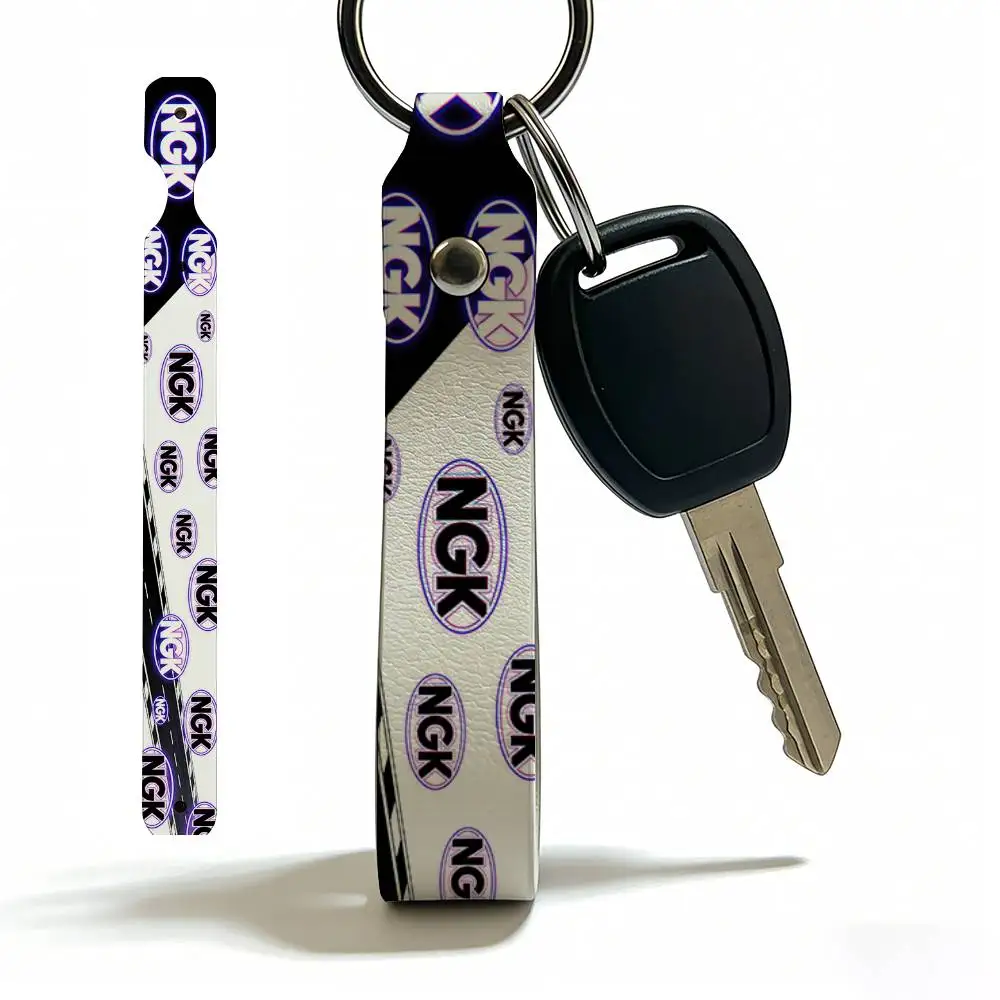 Высококачественный кожаный брелок для ключей Ngk в винтажном стиле для мотоциклов, скутеров и мотокросса
Высококачественный кожаный брелок для ключей Ngk в винтажном стиле для мотоциклов, скутеров и мотокросса