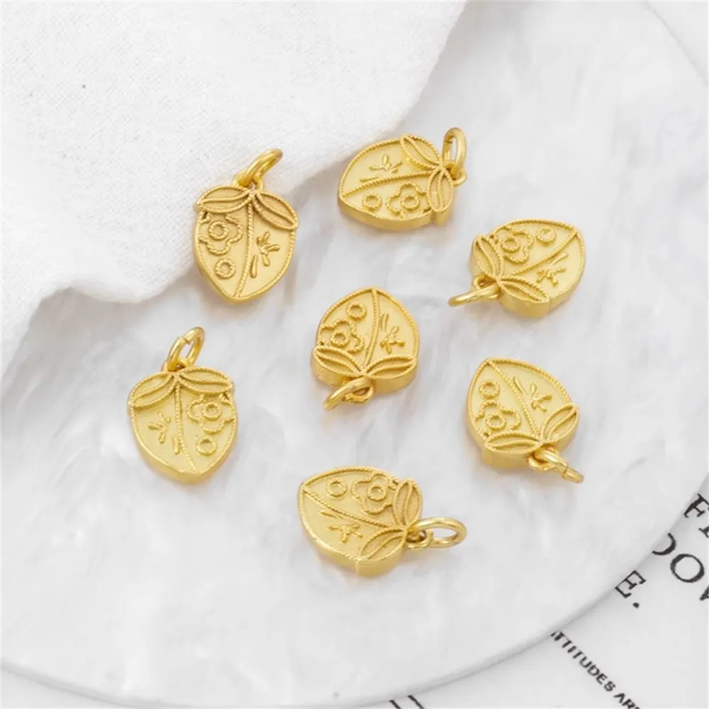 18k Gold-wrapped Color Matte Gold Double-sided Peach Pendant 10*12mm Ancient Gold Bracelet Charm Diy Jewelry Charm Accessories
18k Gold-wrapped Color Matte Gold Double-sided Peach Pendant 10*12mm Ancient Gold Bracelet Charm Diy Jewelry Charm Accessories