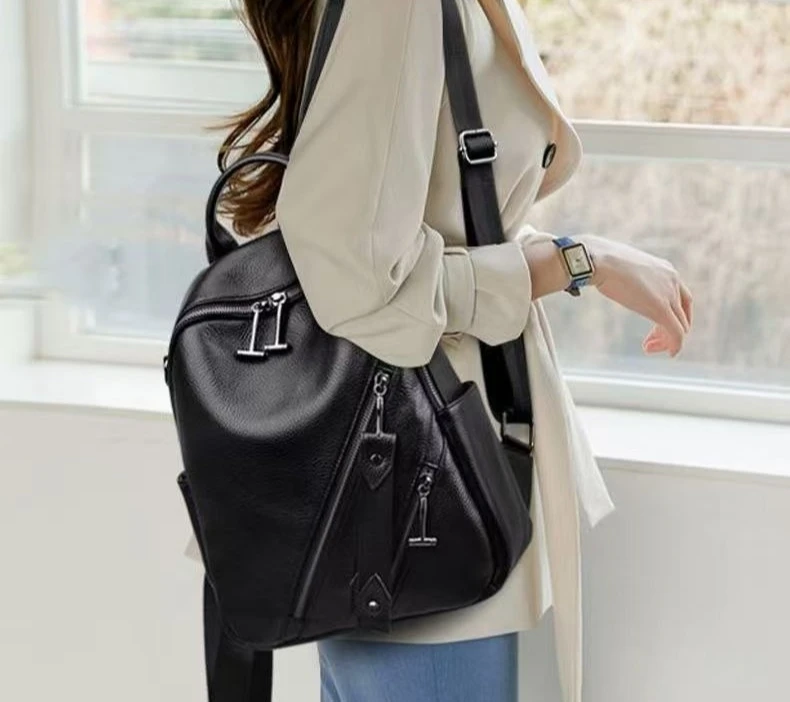 New Fashion Luxury Brand Cow Genuine Leather Women Backpacks Female Ladies Girl Student Korean Casual Cowhide Designer Backpack
New Fashion Luxury Brand Cow Genuine Leather Women Backpacks Female Ladies Girl Student Korean Casual Cowhide Designer Backpack